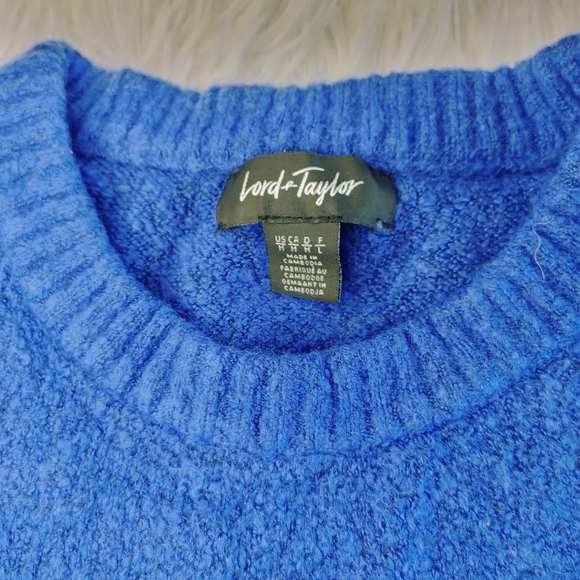 Lord & Taylor || Soft Crew Neck Pull Over Sweater, Medium, Royal Blue - Picture 3 of 5